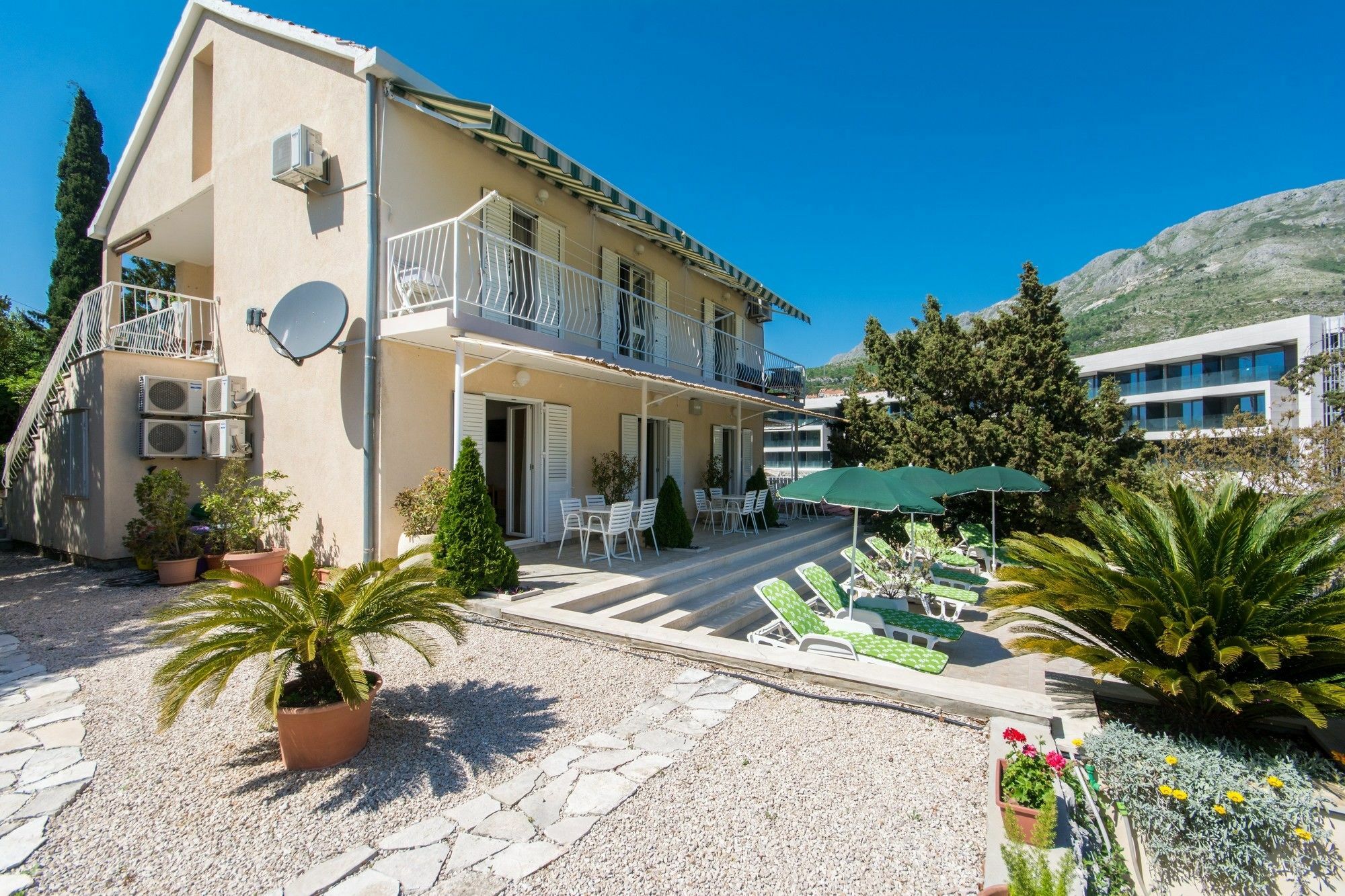 מליני Apartments & Rooms Jokovic מראה חיצוני תמונה